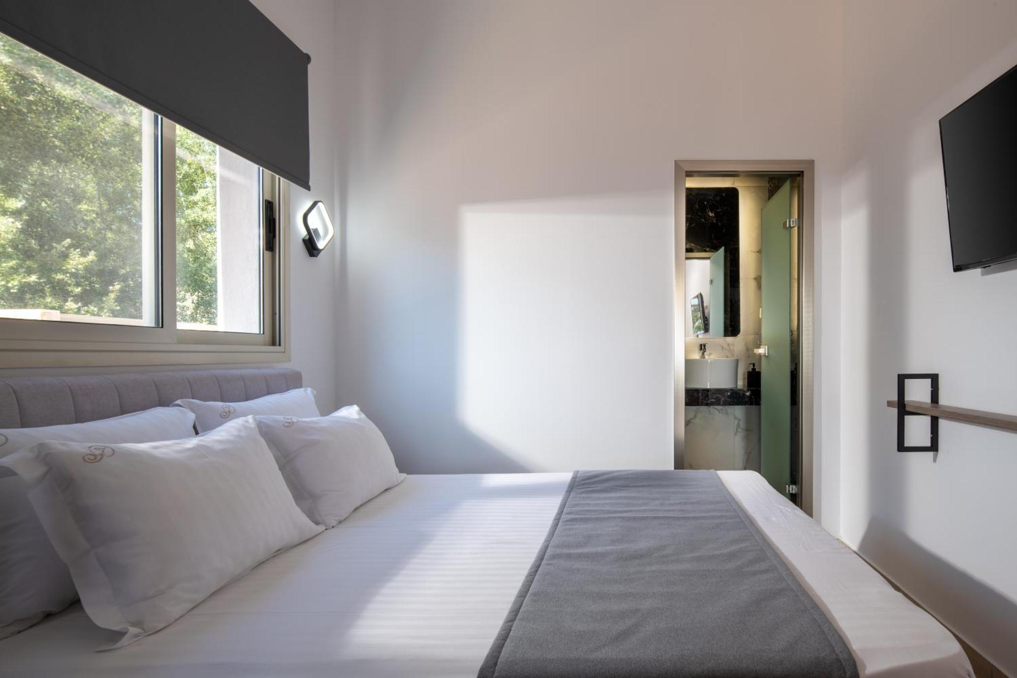 Jolandas Suites Toroni Exterior foto